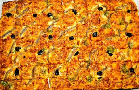 Pizza en plateau de 44 mini parts