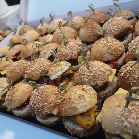 Mini burgers 2 recettes.