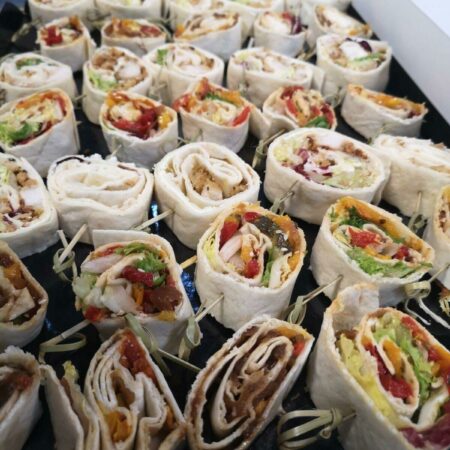 Mini Wraps Poulet pané & oignons frits