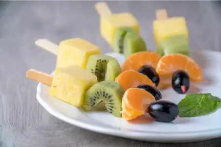 brochette-de-fruits-de-saison